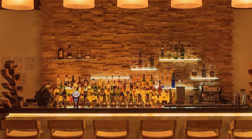 Fanihandi Bar