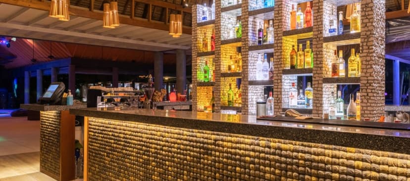 Udhares Bar