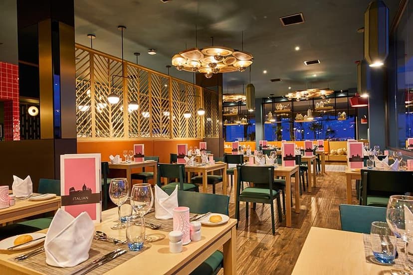 Main Restaurants and Bars