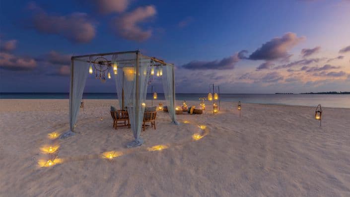 Destination dining