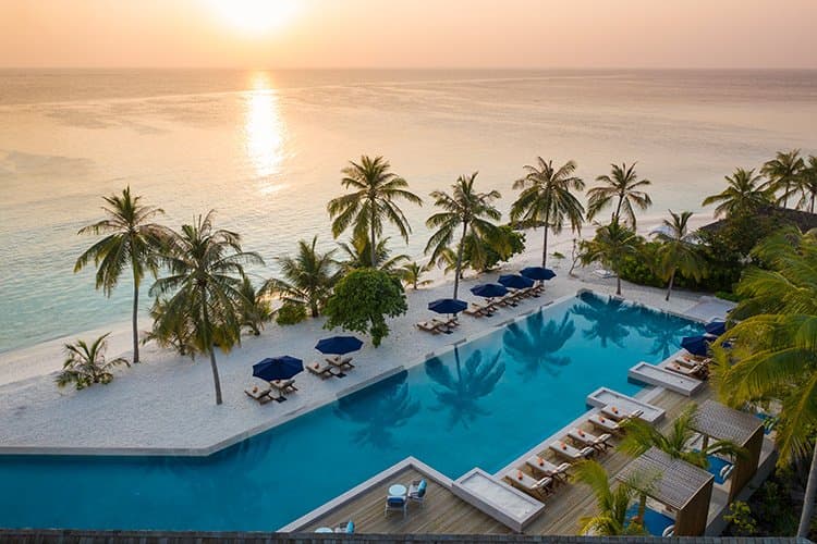 Sunset Pool & Bar