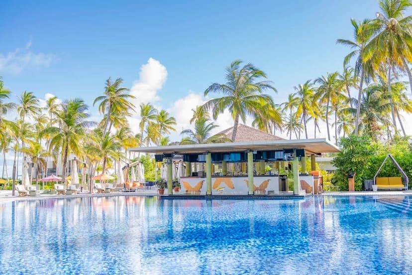 Pool Bar