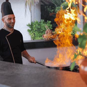 Dhodi Bar and Beach Bar