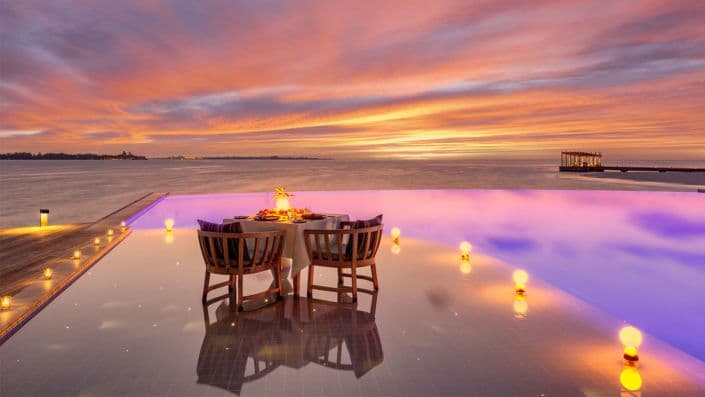 Dine at the retreat