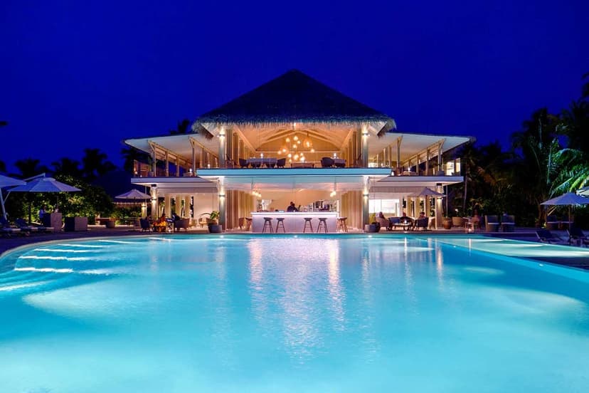 Pool bar