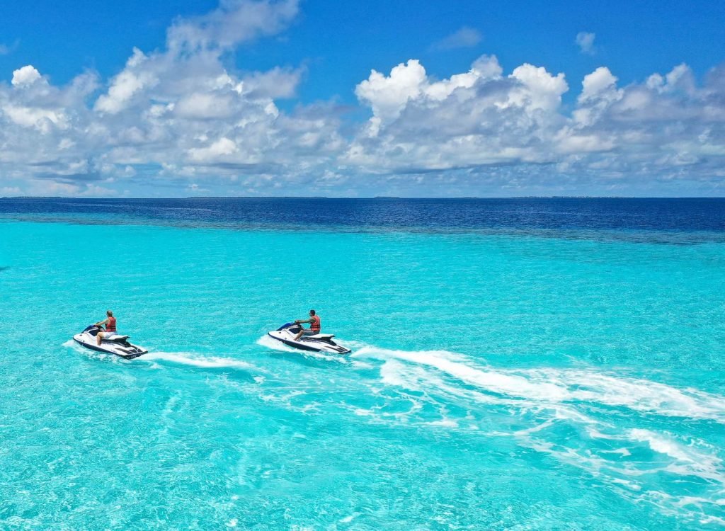 14 Water Sports in Maldives You Have to Try