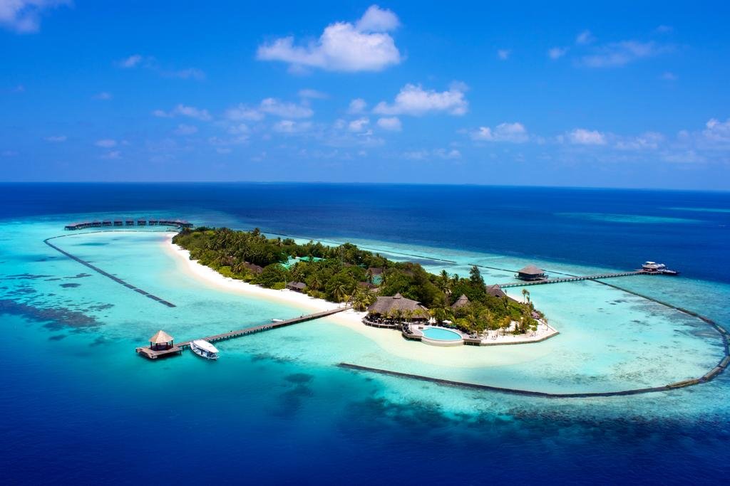 Komandhoo Island Resort