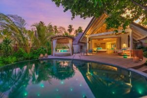 Villa con piscina en la playa Isla Milaidhoo Maldivas 9