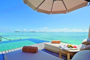 Sunset Lagoon Suite mit Pool Ayada Maldives 1