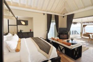 Sunset Lagoon Suite mit Pool Ayada Maldives 2