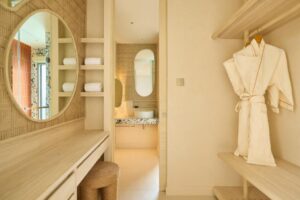 Overwater Villa with Jacuzzi Centara Mirage Lagoon Maldives 0